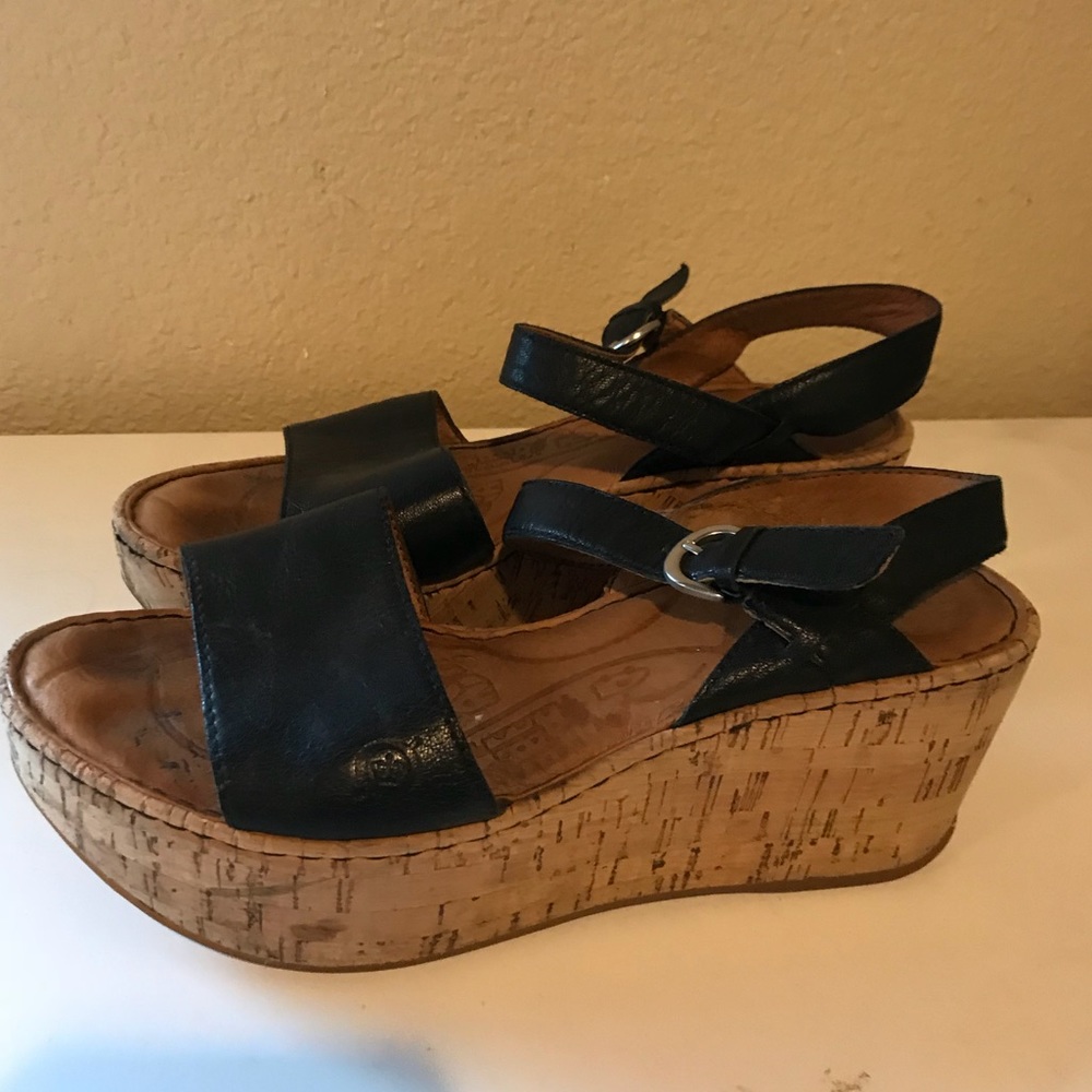 BORN amazingly comfy platform wedges ◾️🖤